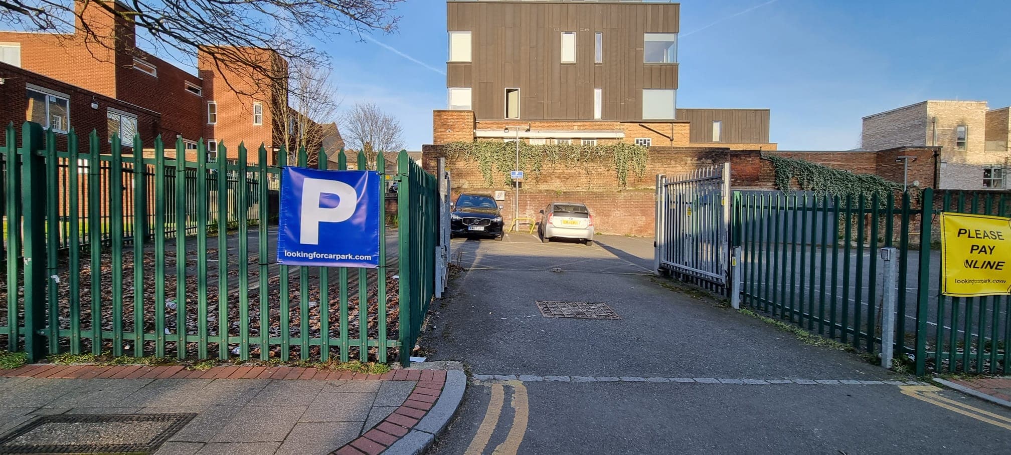 Acton — pre-bookable London parking